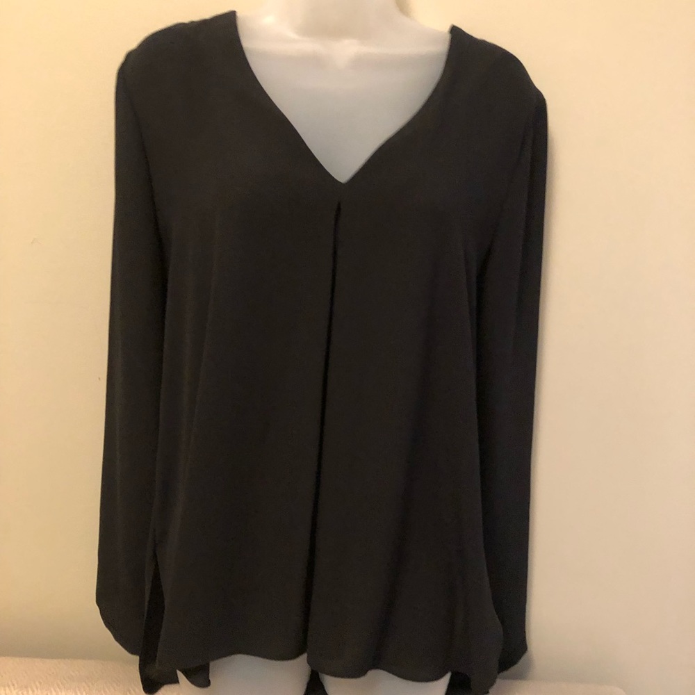 White House Black Market black tunic top